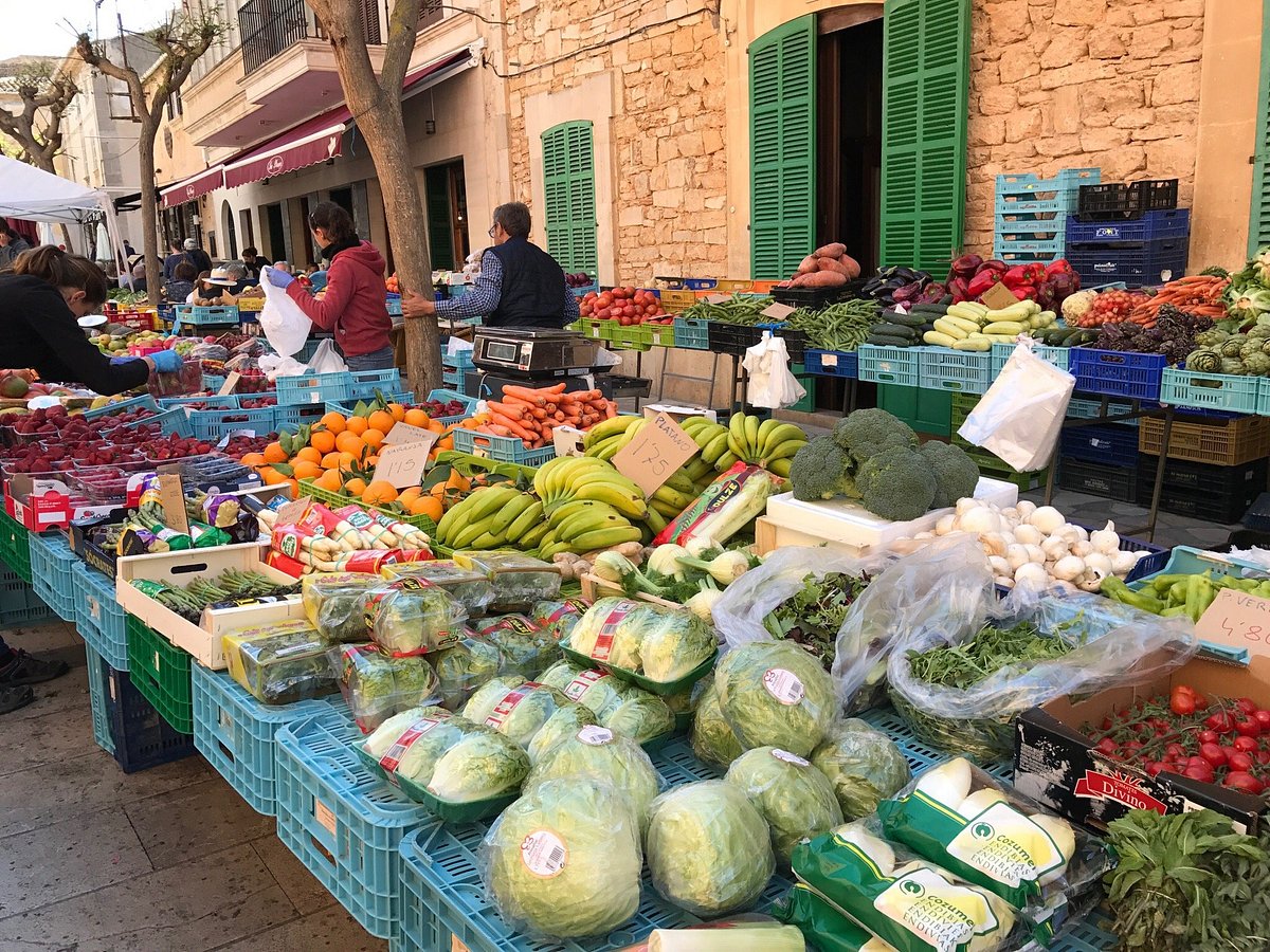 Santanyi market